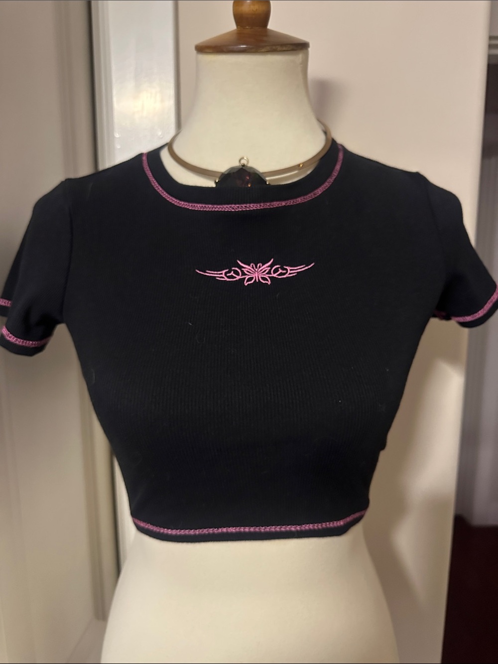 Homegirl Society Black Crop Tee with Pink Trim and Embroidery XS